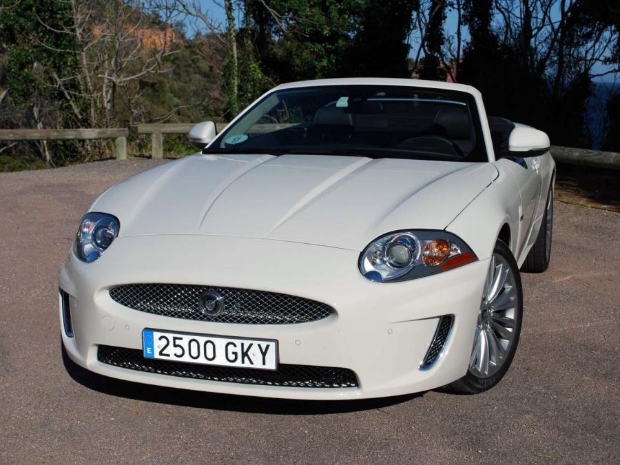  Jaguar XK Convertible 2009 года  (фото 33 из 43)
